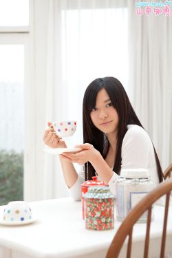 精品卡一卡二新区乱码卡图片